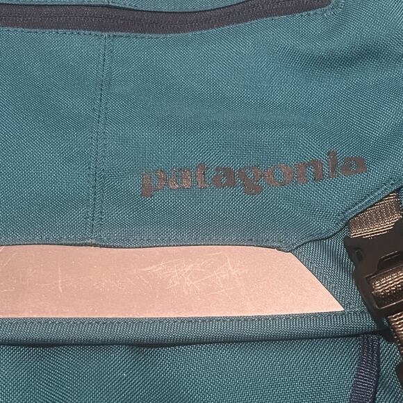 Patagonia Mini Half Mass Small Messenger Carry On Laptop Case Bag Teal READ - Picture 2 of 8